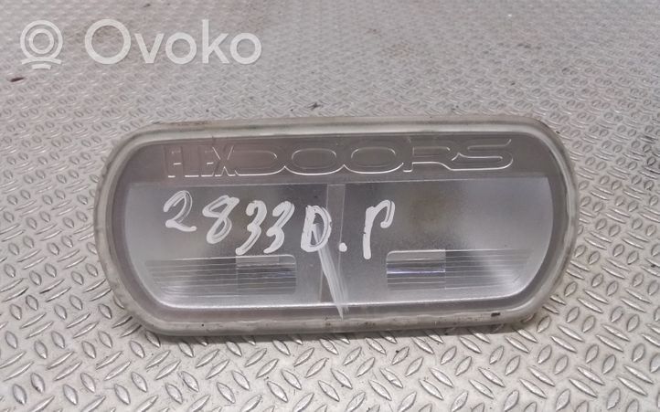 Opel Meriva B Éclairage intérieur porte arrière 13306021