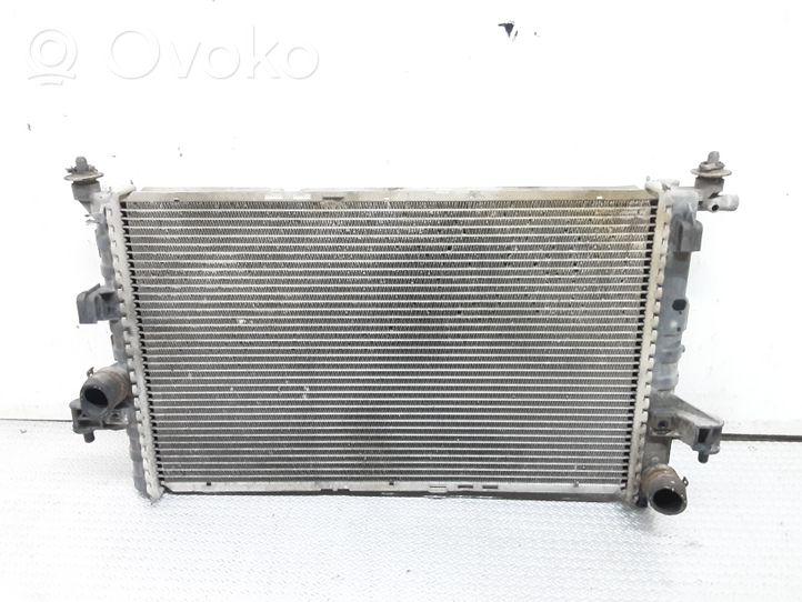 Opel Combo C Radiatore di raffreddamento 24426590