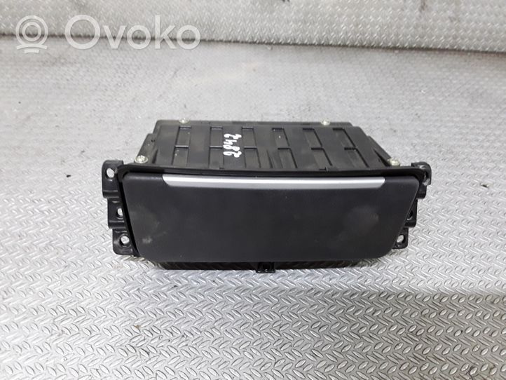 Hyundai Grandeur Glove box 847453L000