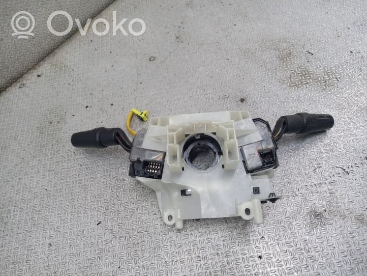 Mazda 5 Leva/interruttore dell’indicatore di direzione e tergicristallo CC6817E675