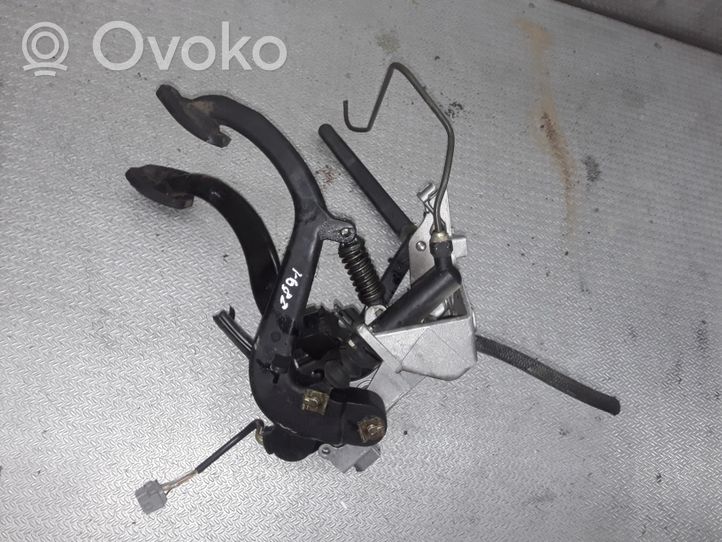 BMW 5 E39 Pedal assembly 1162638