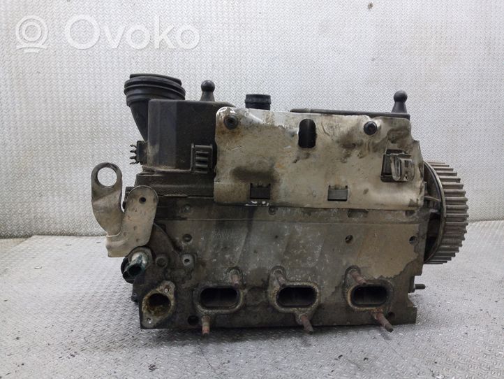 Volkswagen Polo V 6R Culasse moteur 03P103373