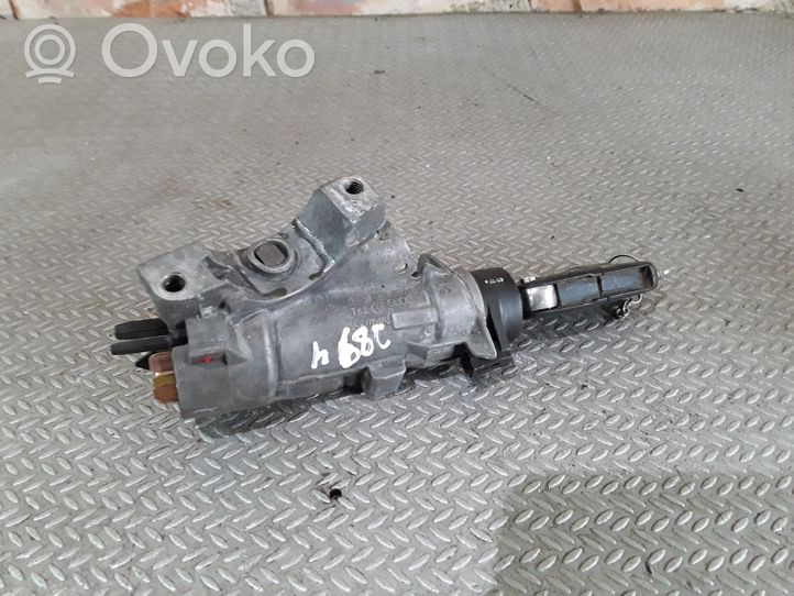 Volkswagen PASSAT B5.5 Blocchetto accensione 4B0905851B