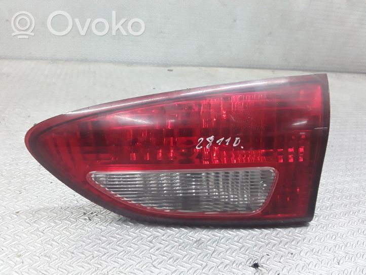 Subaru B9 Tribeca Lampy tylnej klapy bagażnika 