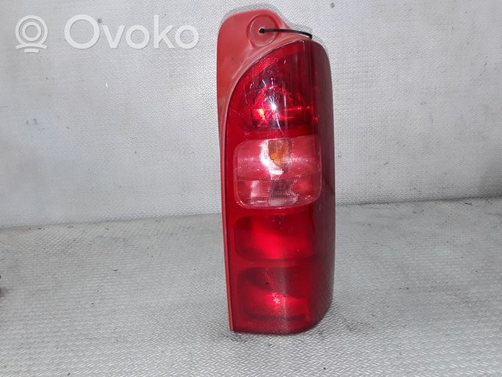 Opel Movano A Lampa tylna 