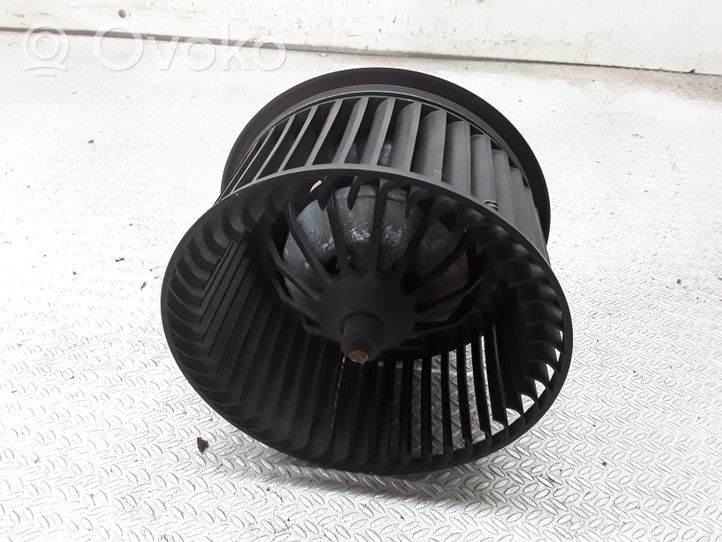 Volvo V50 Ventola riscaldamento/ventilatore abitacolo 4M5H18456CD