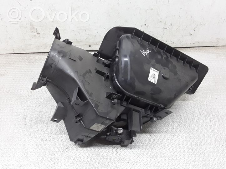 Mitsubishi Colt Scatola alloggiamento climatizzatore riscaldamento abitacolo assemblata MR568938