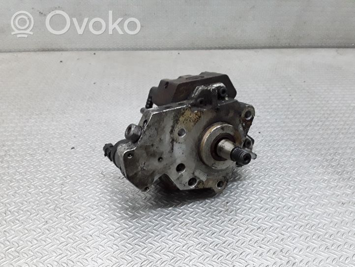 Volvo S40, V40 Polttoaineen ruiskutuksen suurpainepumppu 0445010031