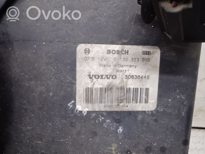 Volvo V70 Jäähdyttimen jäähdytinpuhallin 30636445