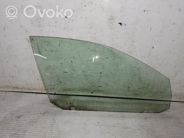 Volkswagen Jetta V Front door window glass four-door 