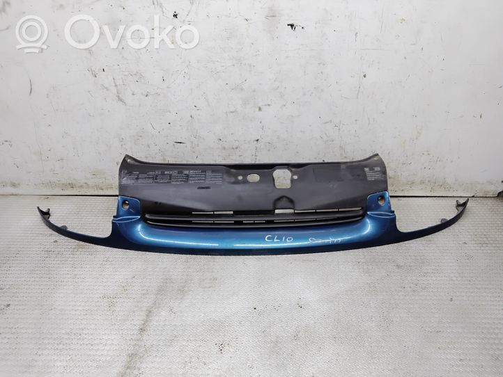 Renault Clio II Etupuskurin ylempi jäähdytinsäleikkö 7700846870