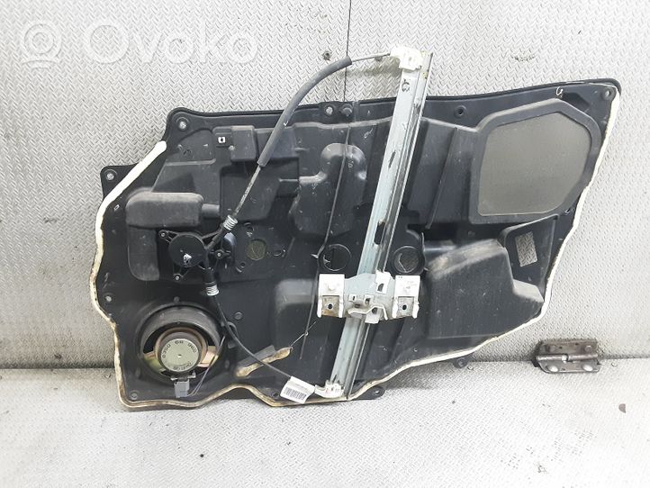 Mazda 2 Elektryczny podnośnik szyby drzwi przednich G22C5858X