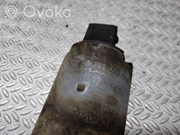 Mercedes-Benz ML W163 Pompe à eau de liquide de refroidissement A0018356064