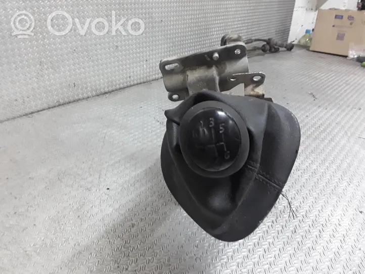 Opel Vivaro Gear selector/shifter (interior) 