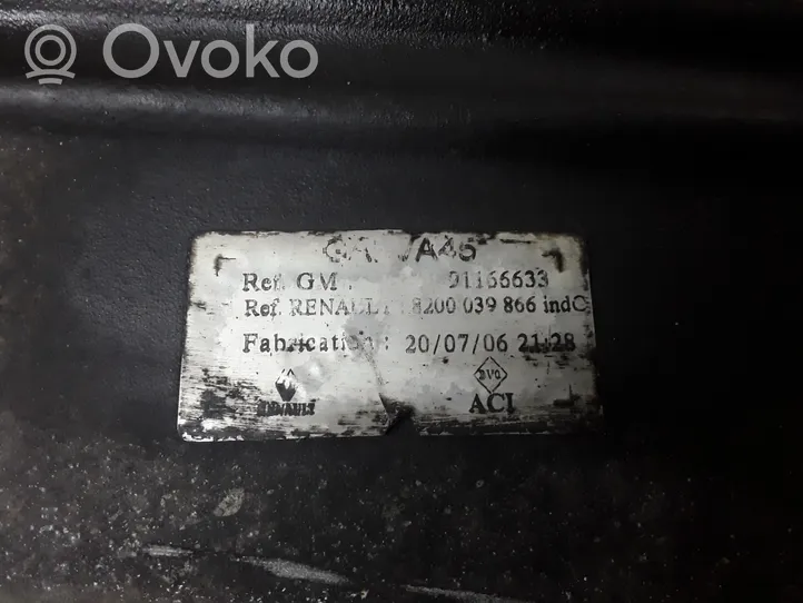 Opel Vivaro Priekinis traversas 91166633