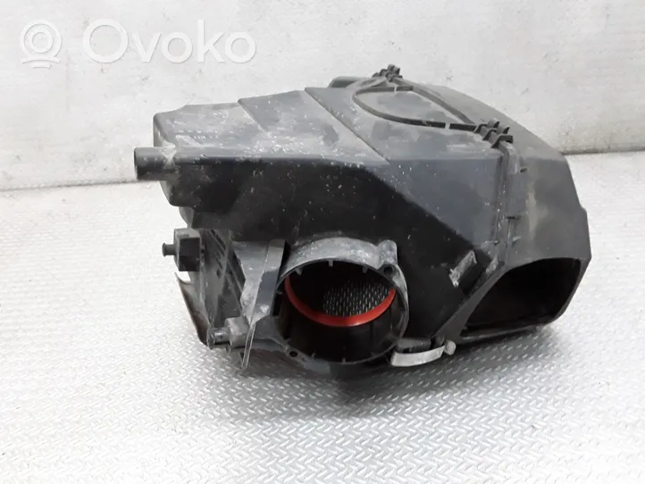 Audi A6 S6 C6 4F Oro filtro dėžė 4F0133835N