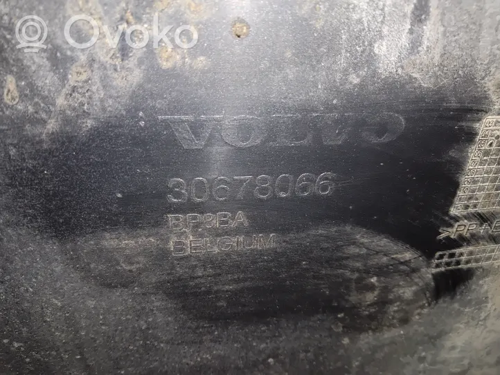 Volvo V50 Zderzak tylny 30678066