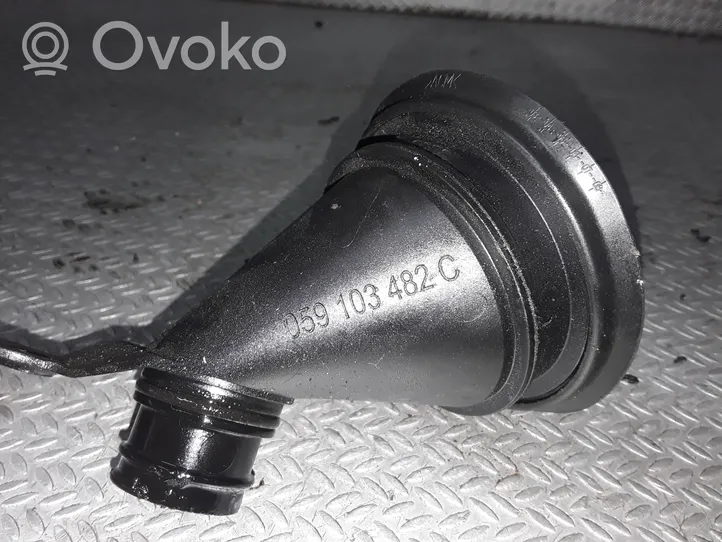 Audi Q7 4L Tubo di riempimento dell’olio 059103482C