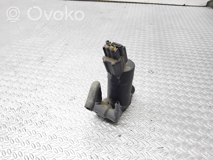 Volvo V50 Pompe de lave-glace de pare-brise 