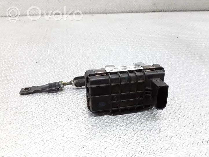 Mercedes-Benz ML W163 Ladedrucksteller Stellmotor Turbolader 7244960004