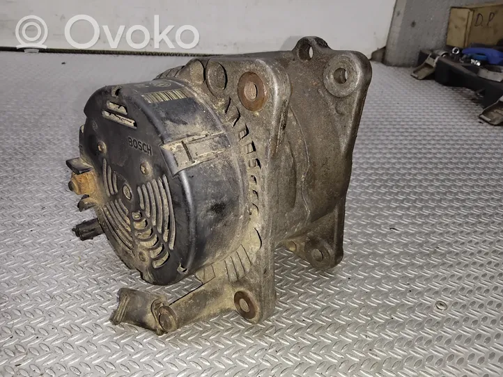 Volkswagen PASSAT B4 Alternator 028903025H