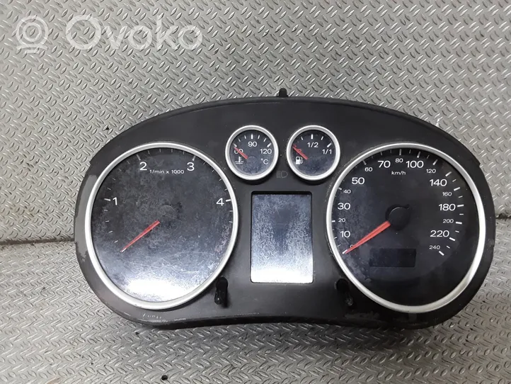 Audi A2 Compteur de vitesse tableau de bord 8Z0920900M