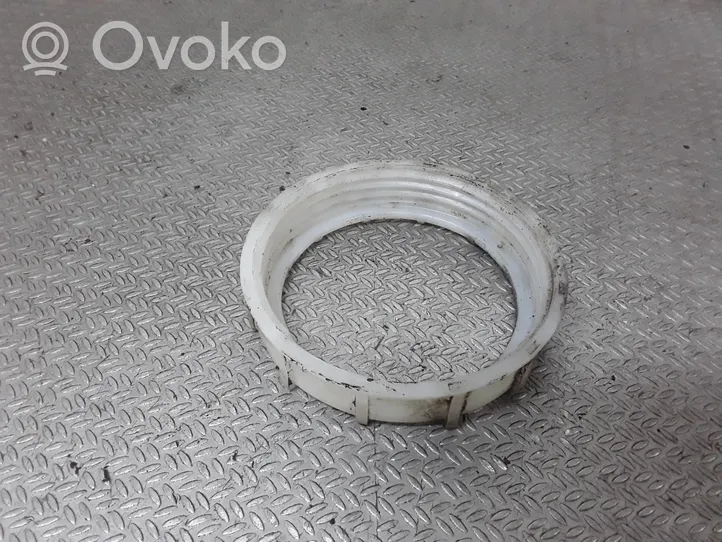 Audi A4 S4 B7 8E 8H Anello/dado di bloccaggio della vite della pompa del carburante nel serbatoio 8N0201375A