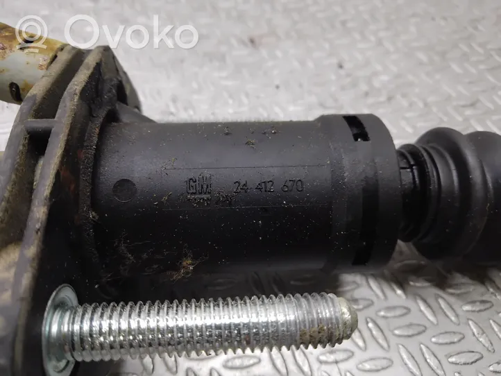 Opel Vectra C Clutch master cylinder 24412670