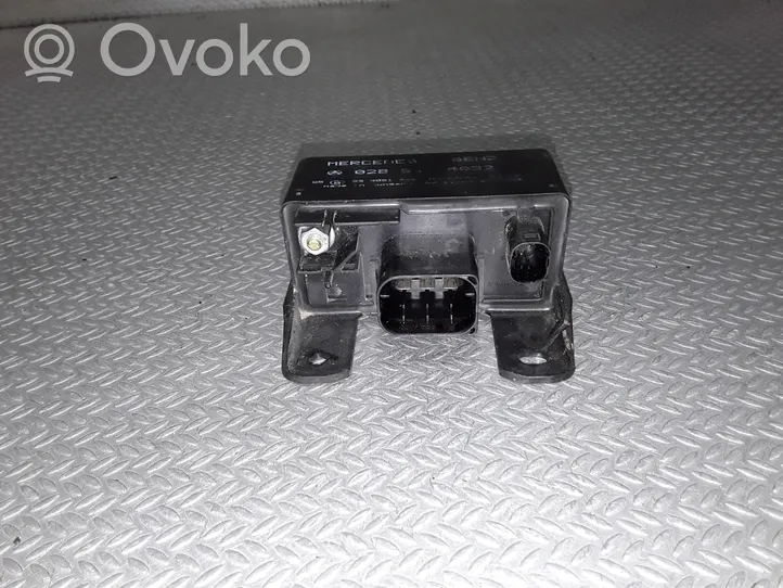 Mercedes-Benz ML W163 Przekaźnik / Modul układu ogrzewania wstępnego 0285454032