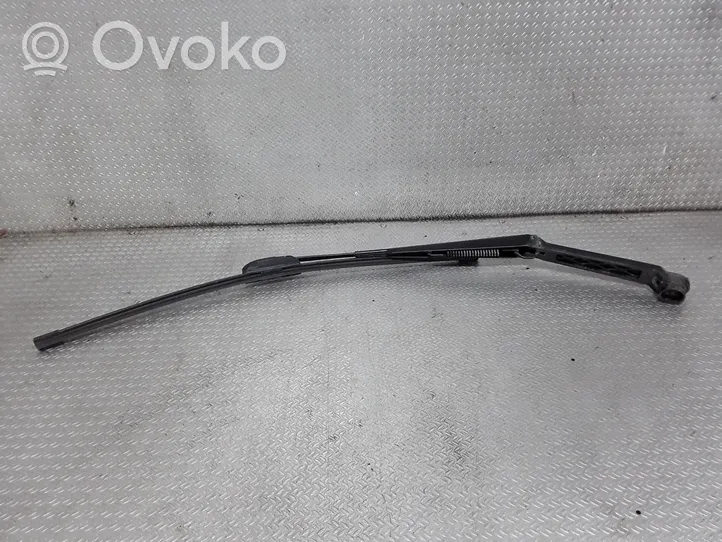 Subaru Forester SH Windshield/front glass wiper blade 