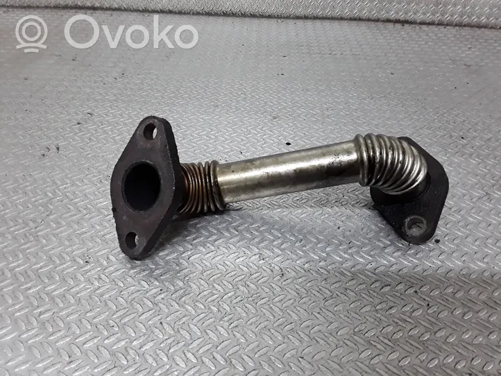 Audi A2 Tuyau de raccordement solide EGR 045131521