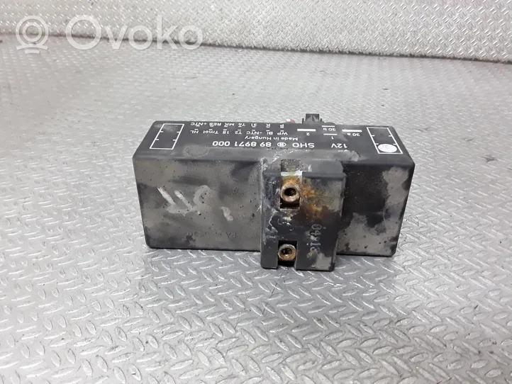 Audi A3 S3 8L Relé del ventilador del refrigerador 898971000