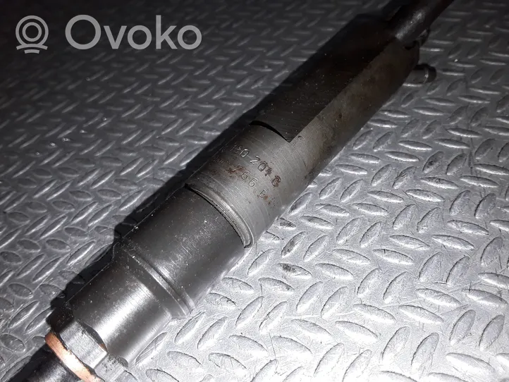 Volkswagen Sharan Injecteur de carburant 028130201G