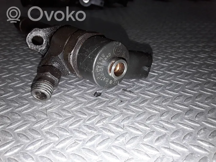 Volvo S60 Injecteur de carburant 0445110078