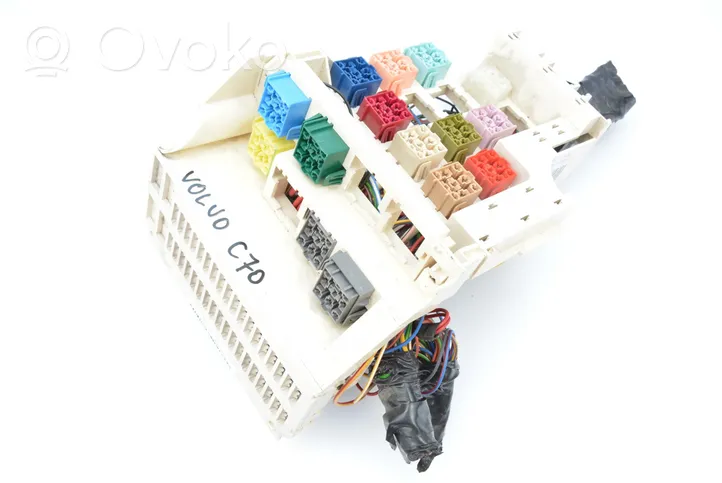 Volvo C70 Fuse module 6849815