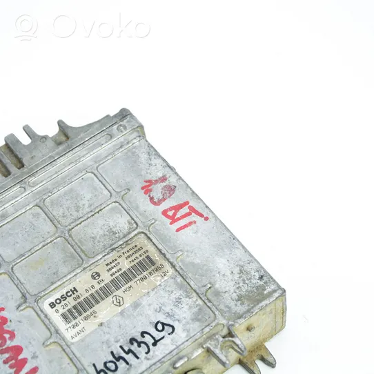 Renault Megane I Unité de commande, module ECU de moteur 7700110646