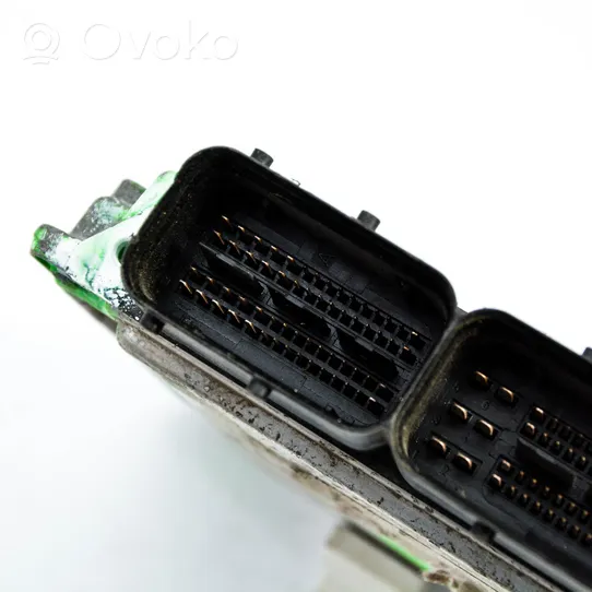 Volkswagen Jetta V Motora vadības bloka ECU 03G906016HJ