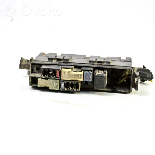 Nissan Qashqai+2 Module de fusibles 72545226