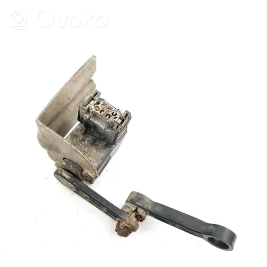 Audi A6 S6 C5 4B Niveausensor Niveauregulierung hinten 4B0907503