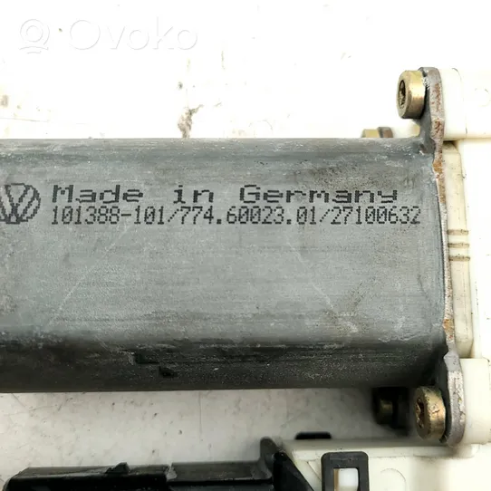 Volkswagen Golf IV Silniczek podnośnika szyby drzwi 1J4959812C