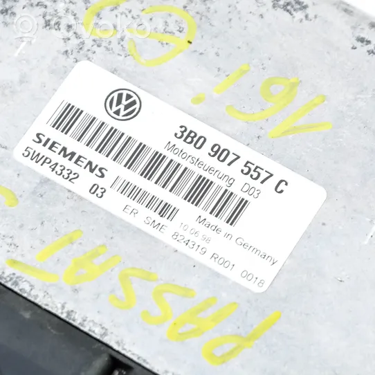 Volkswagen PASSAT B5.5 Komputer / Sterownik ECU i komplet kluczy 3B0907557C