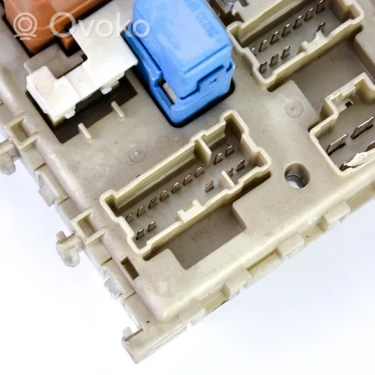 Nissan Almera Tino Kit centralina motore ECU e serratura 237104U100