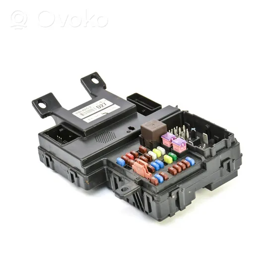 KIA Carnival Komputer / Sterownik ECU i komplet kluczy 391044X910