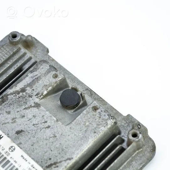 KIA Ceed Komputer / Sterownik ECU i komplet kluczy 39113-27710