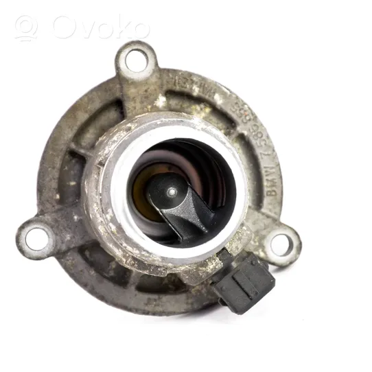 BMW 7 F01 F02 F03 F04 Alloggiamento termostato 7586885