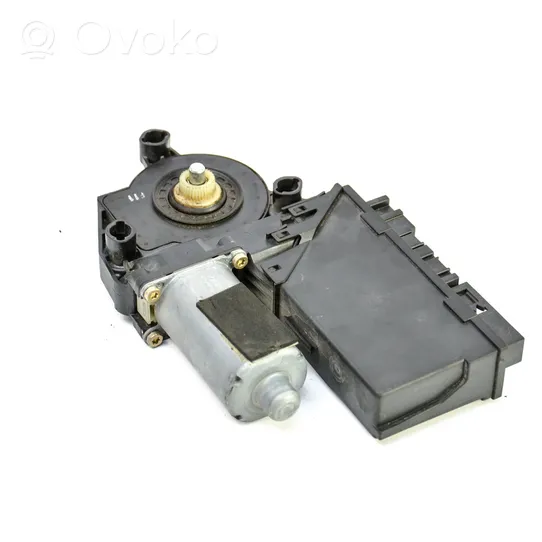 Audi A8 S8 D3 4E Front door window regulator motor 4E1959801