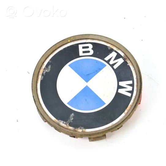 BMW 3 E46 Ohjauspyörän mutterin suojakansi 6768640