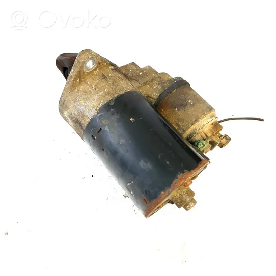 Opel Corsa C Käynnistysmoottori 0001106015