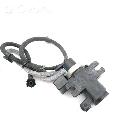 BMW 3 E46 Elektromagnetinis vožtuvas 2247906