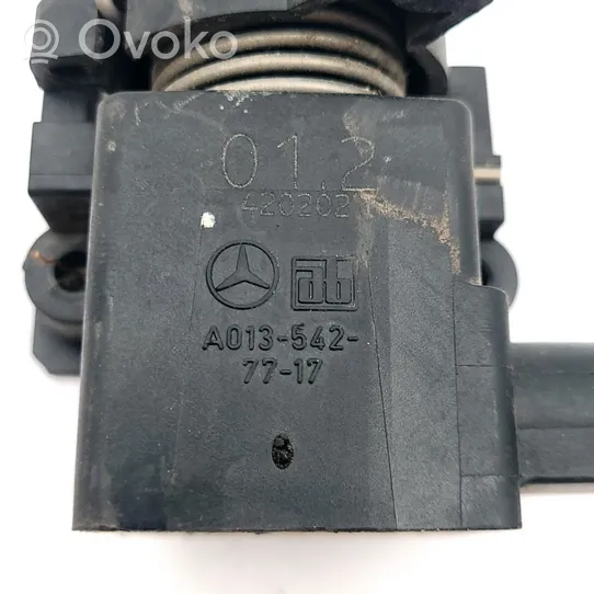 Mercedes-Benz A W168 Sensore di accelerazione A0135427717